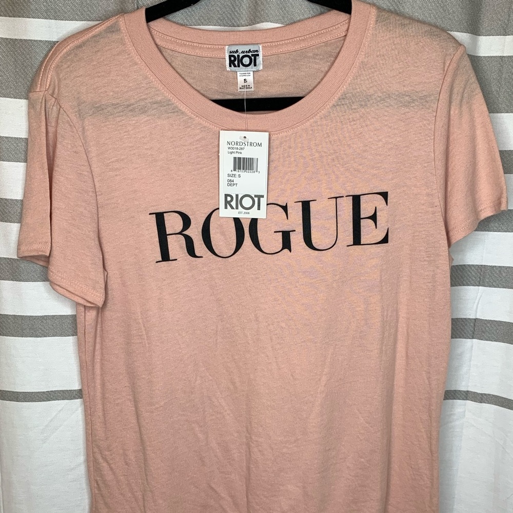 ‘ROGUE’ Tee